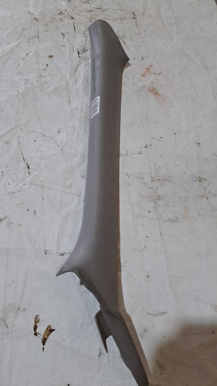 MOLDURA PILAR IZQUIERDO Subaru Impreza 2006