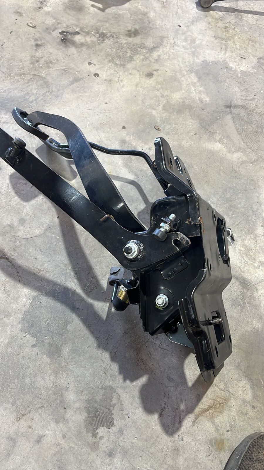 PEDALERAS FRENO / ACELERADOR / EMBRAGUE Changan CV1 2016