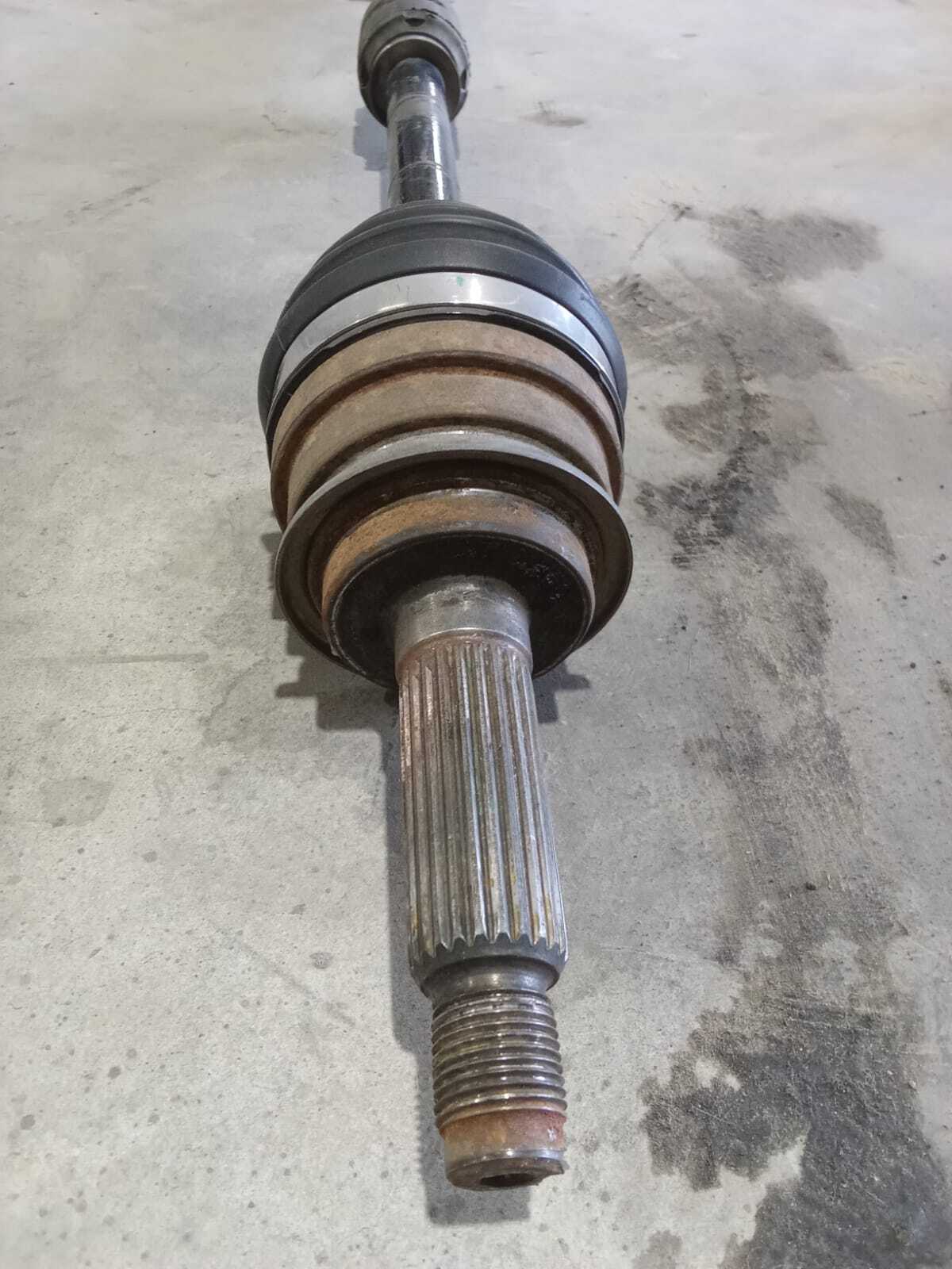 PALIER DELANTERO DERECHO Changan CV1 2016