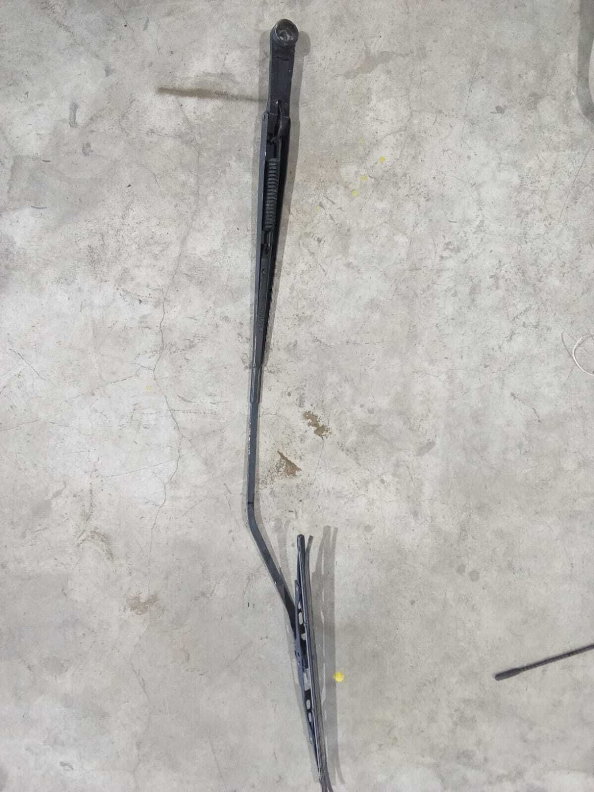 BRAZO LIMPIA PARABRISAS Changan CV1 2016