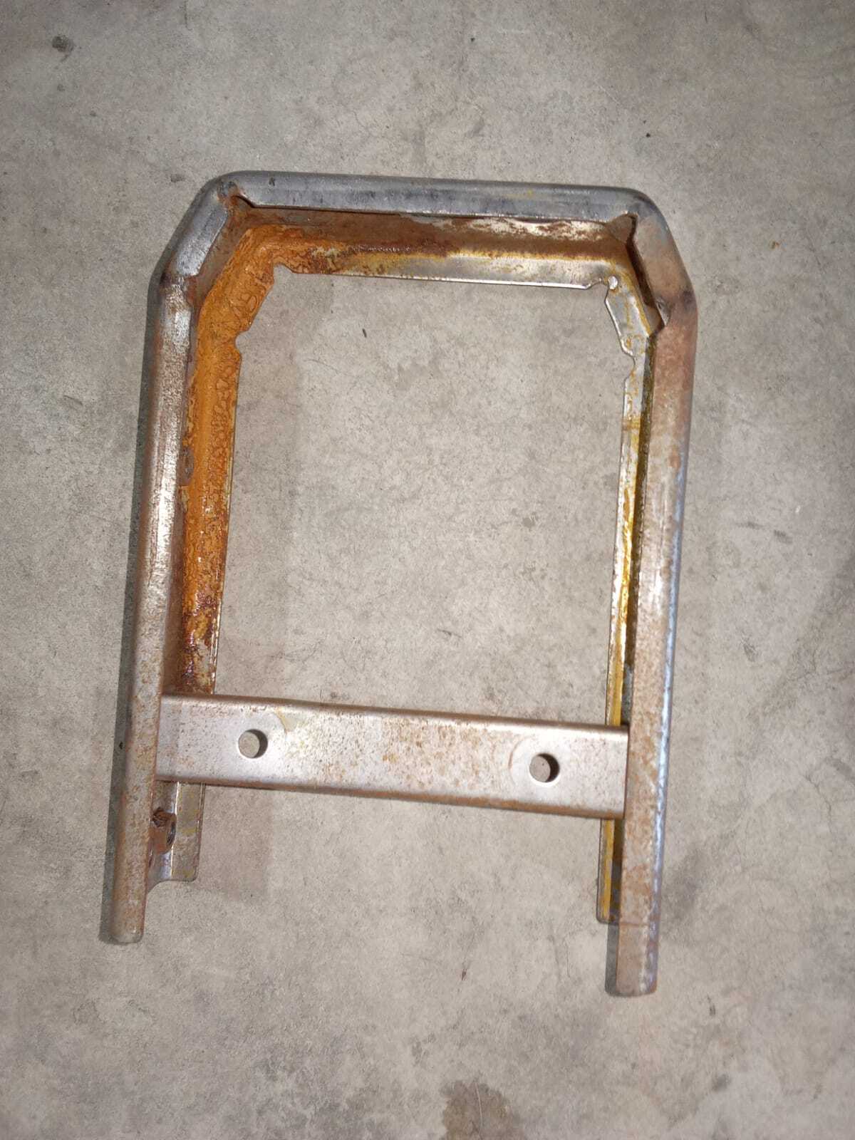 SOPORTE INTERIOR Changan CV1 2016