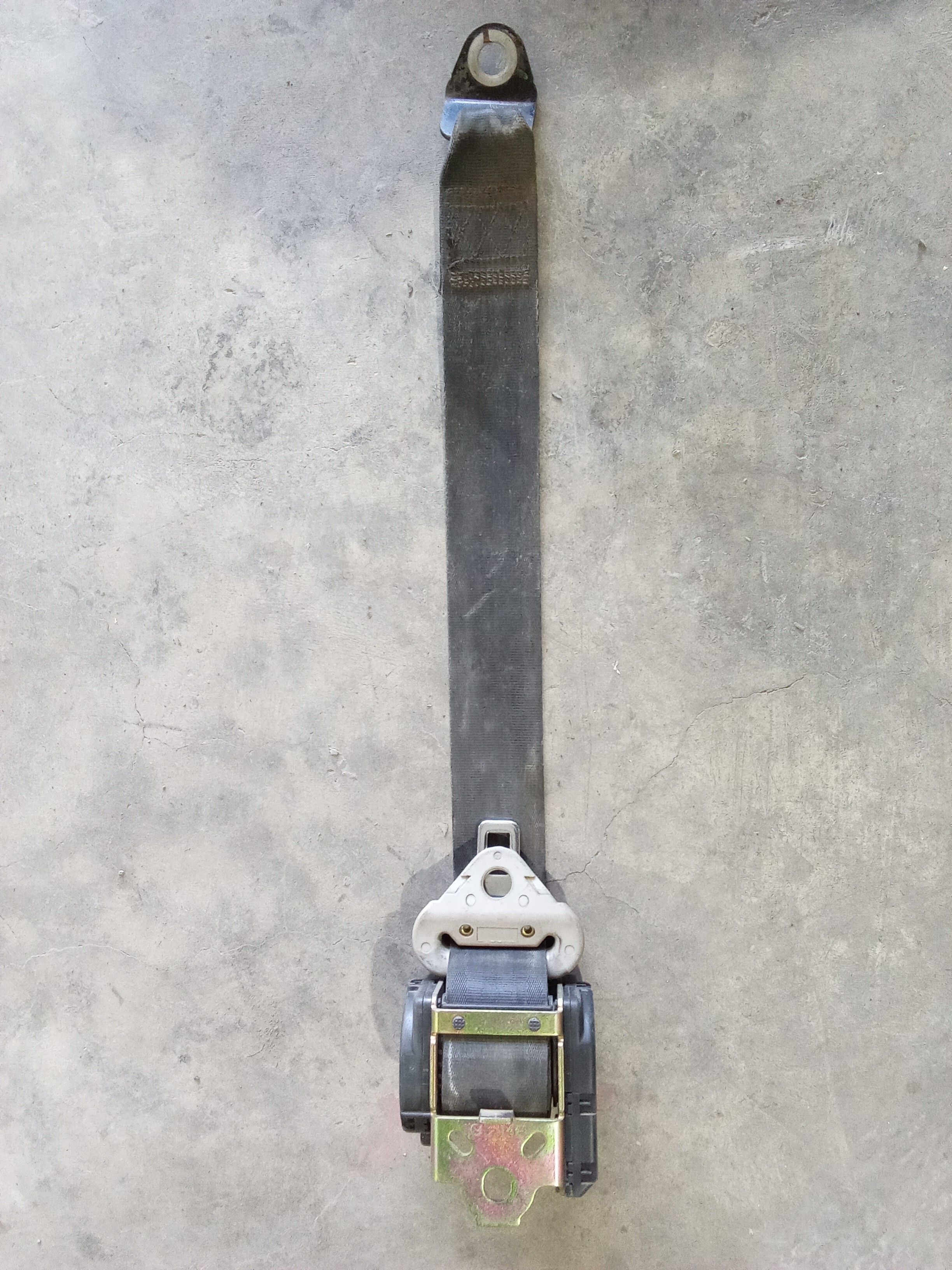 CINTURON DELANTERO IZQUIERDO Changan CV1 2016