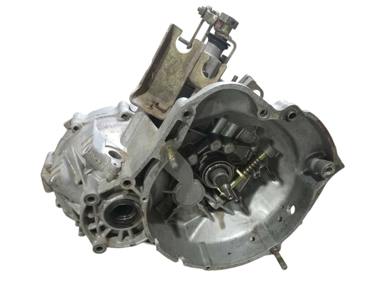 CAJA CAMBIOS MANUAL Changan CV1 2016