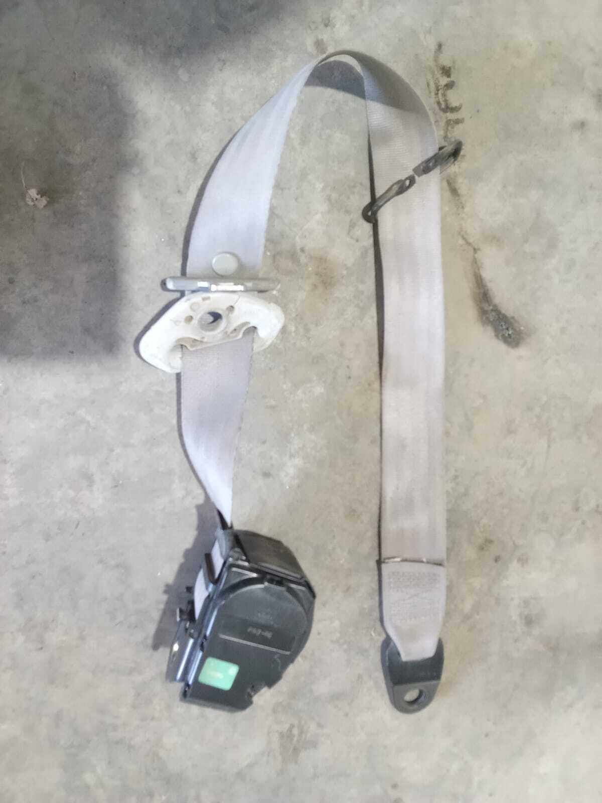CINTURON SEGURIDAD DELANTERO DERECHO Volkswagen gol 2001