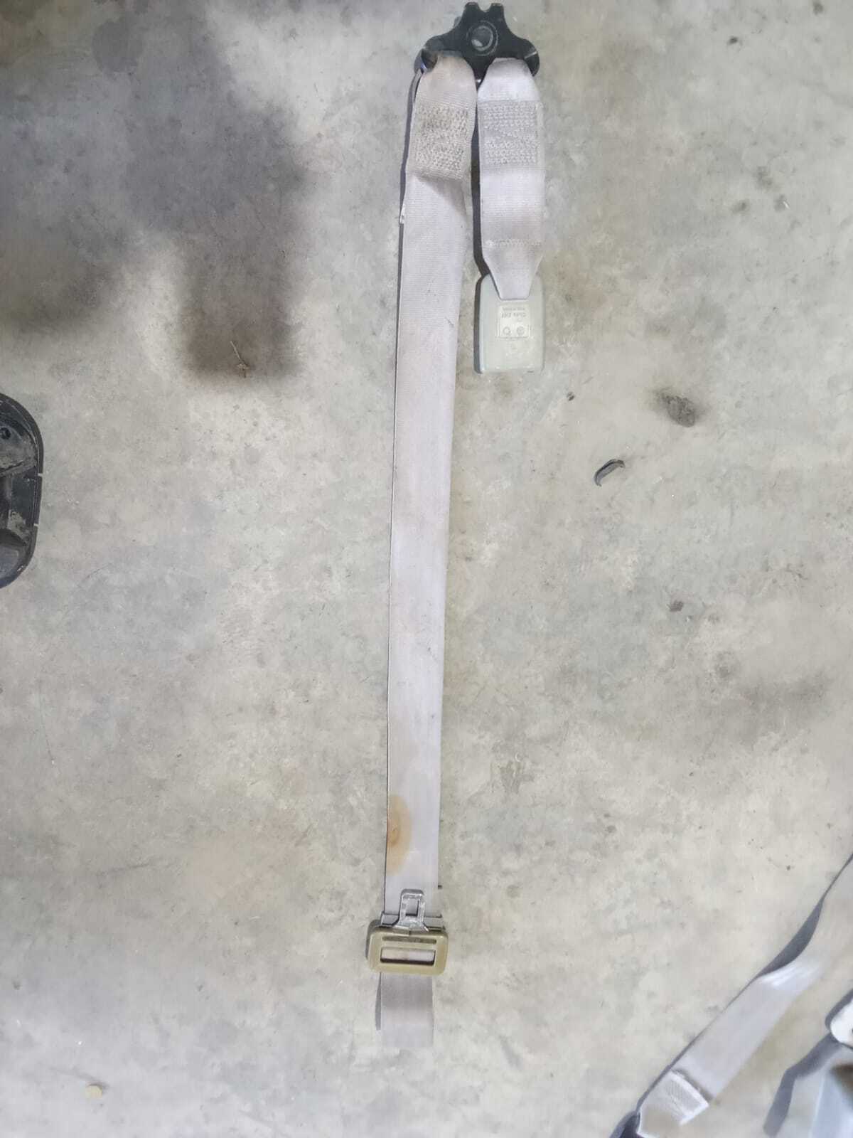 CINTURON SEGURIDAD CENTRAL TRASERO Volkswagen gol 2001