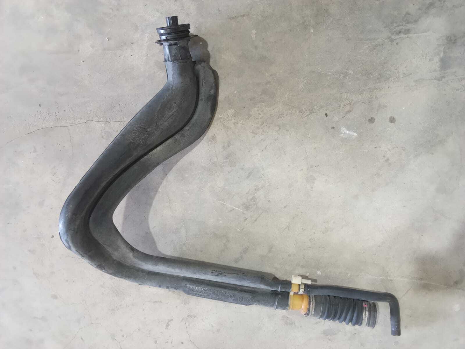 DUCTO ENTRADA COMBUSTIBLE Renault Megane 2000
