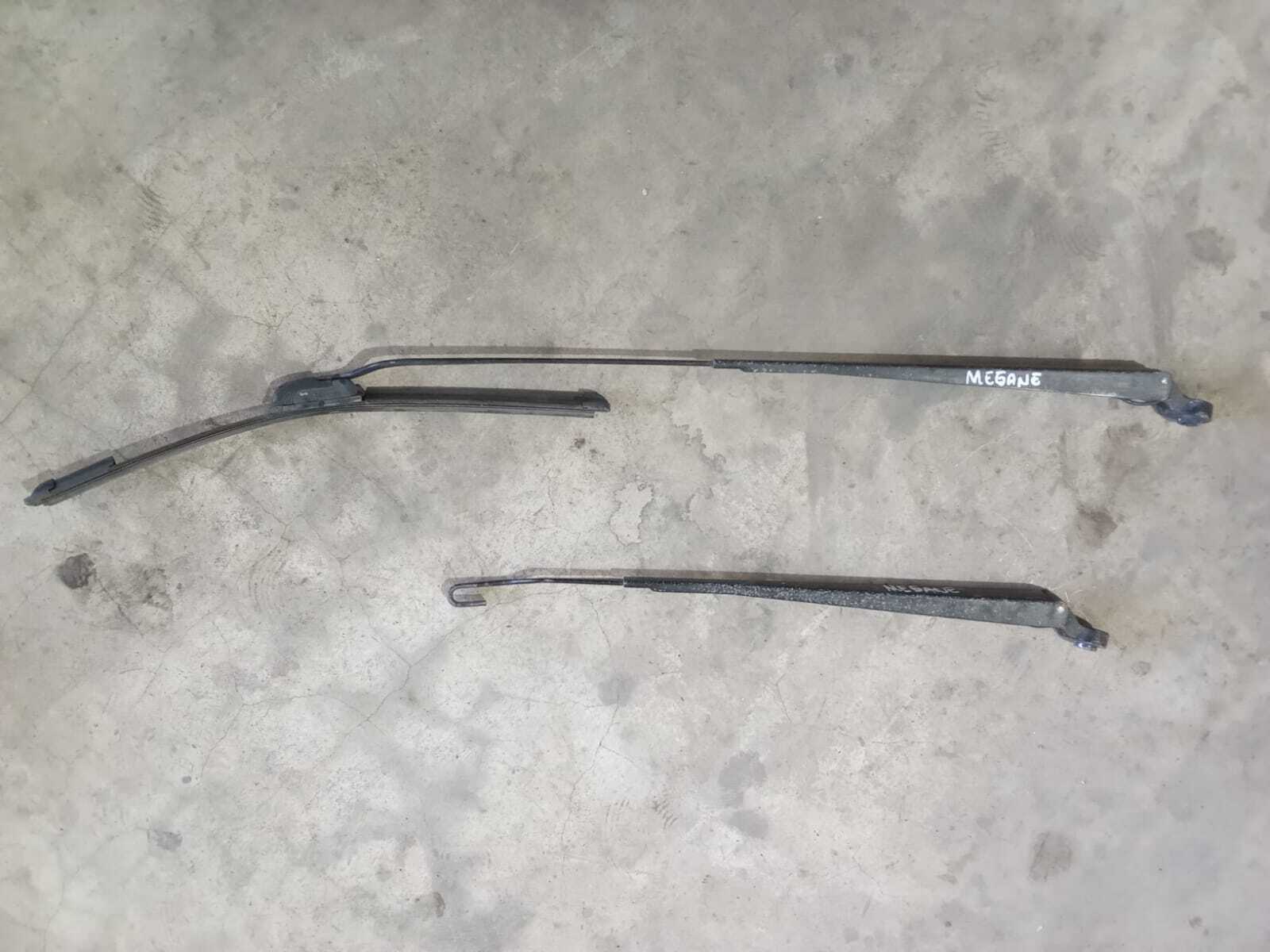 BRAZOS LIMPIA PARABRISA Renault Megane 2000
