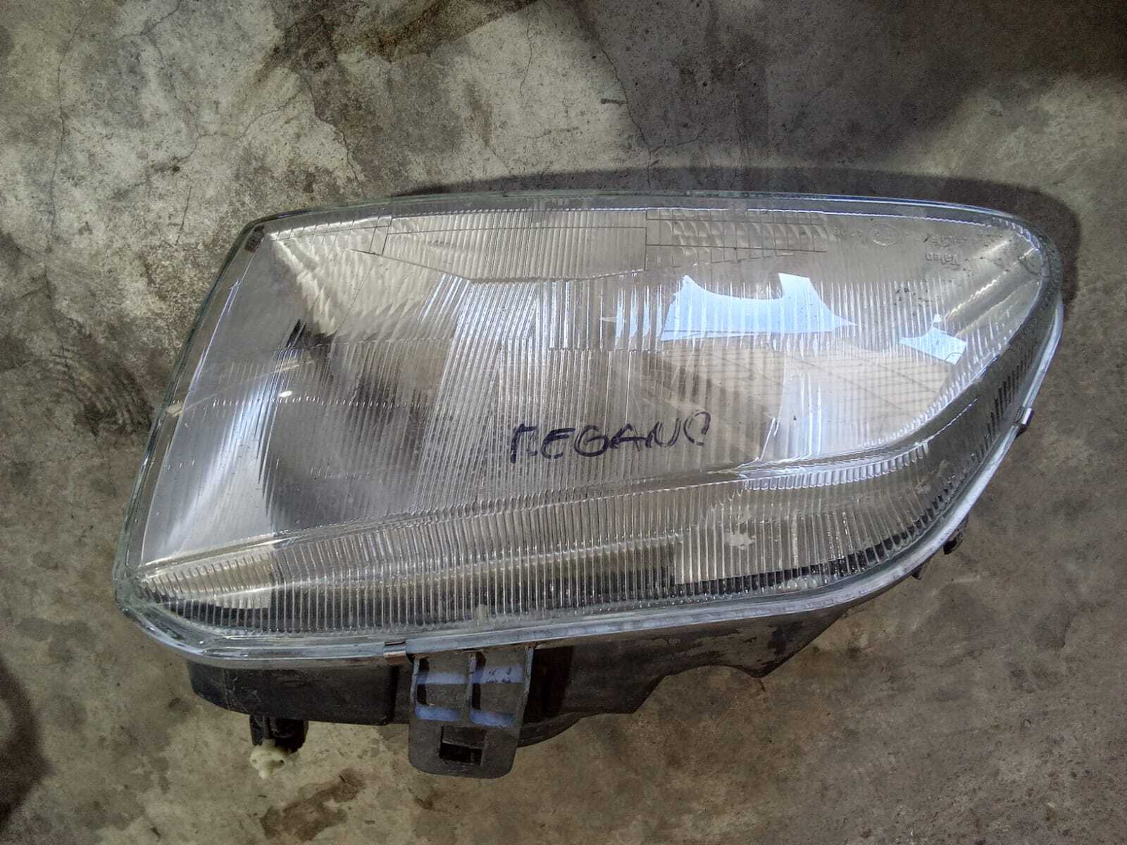 FOCO DELANTERO IZQUIERDO Renault Megane 2000