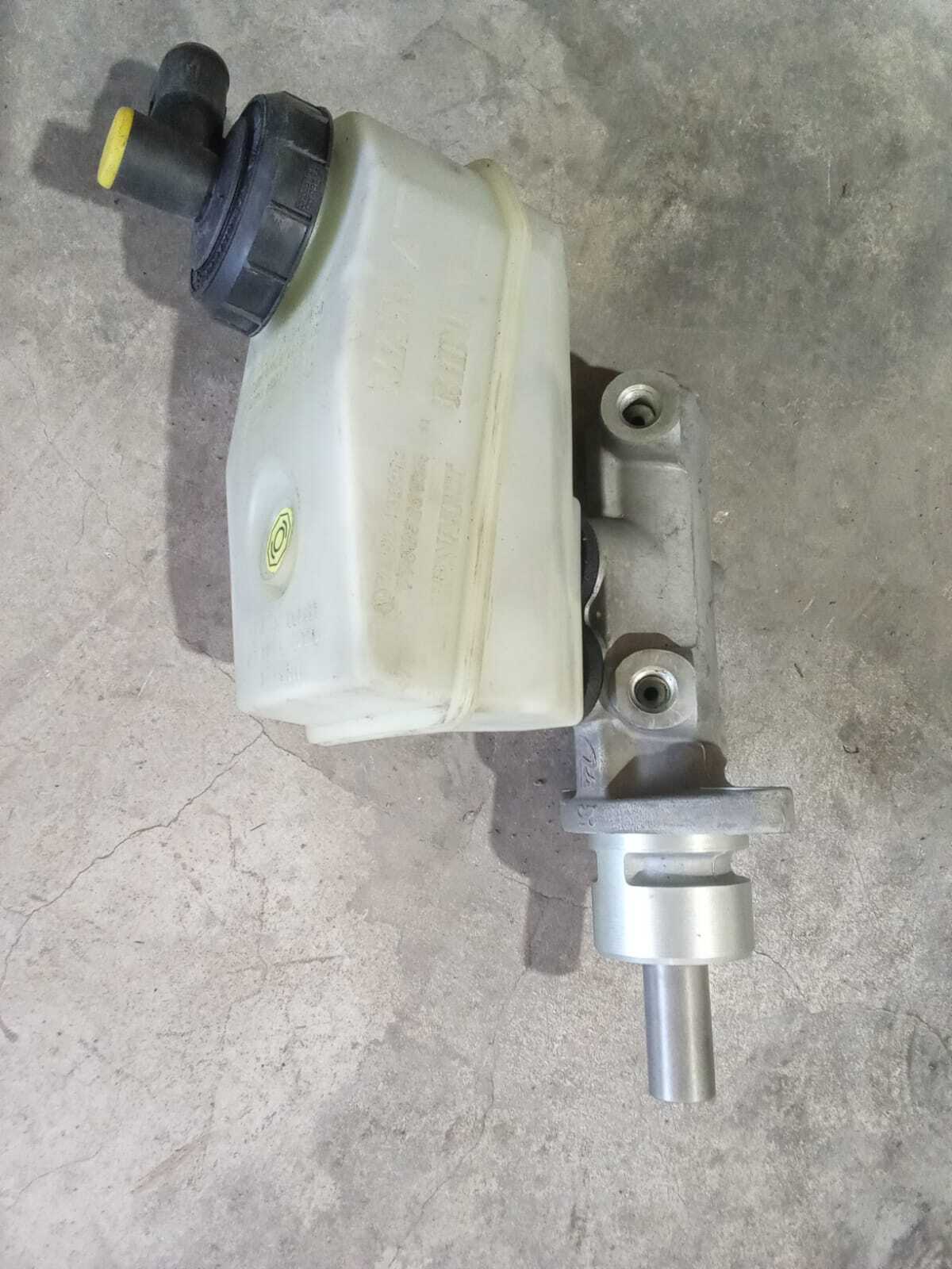DEPOSITO BOMBA DE FRENOS Renault Megane 2000