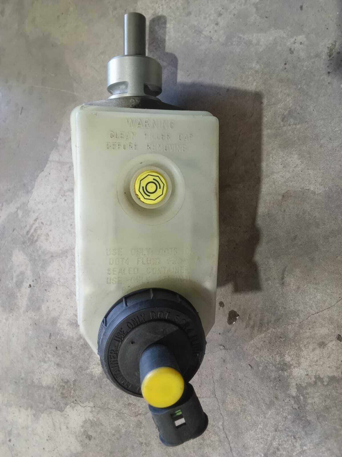 DEPOSITO BOMBA DE FRENOS Renault Megane 2000