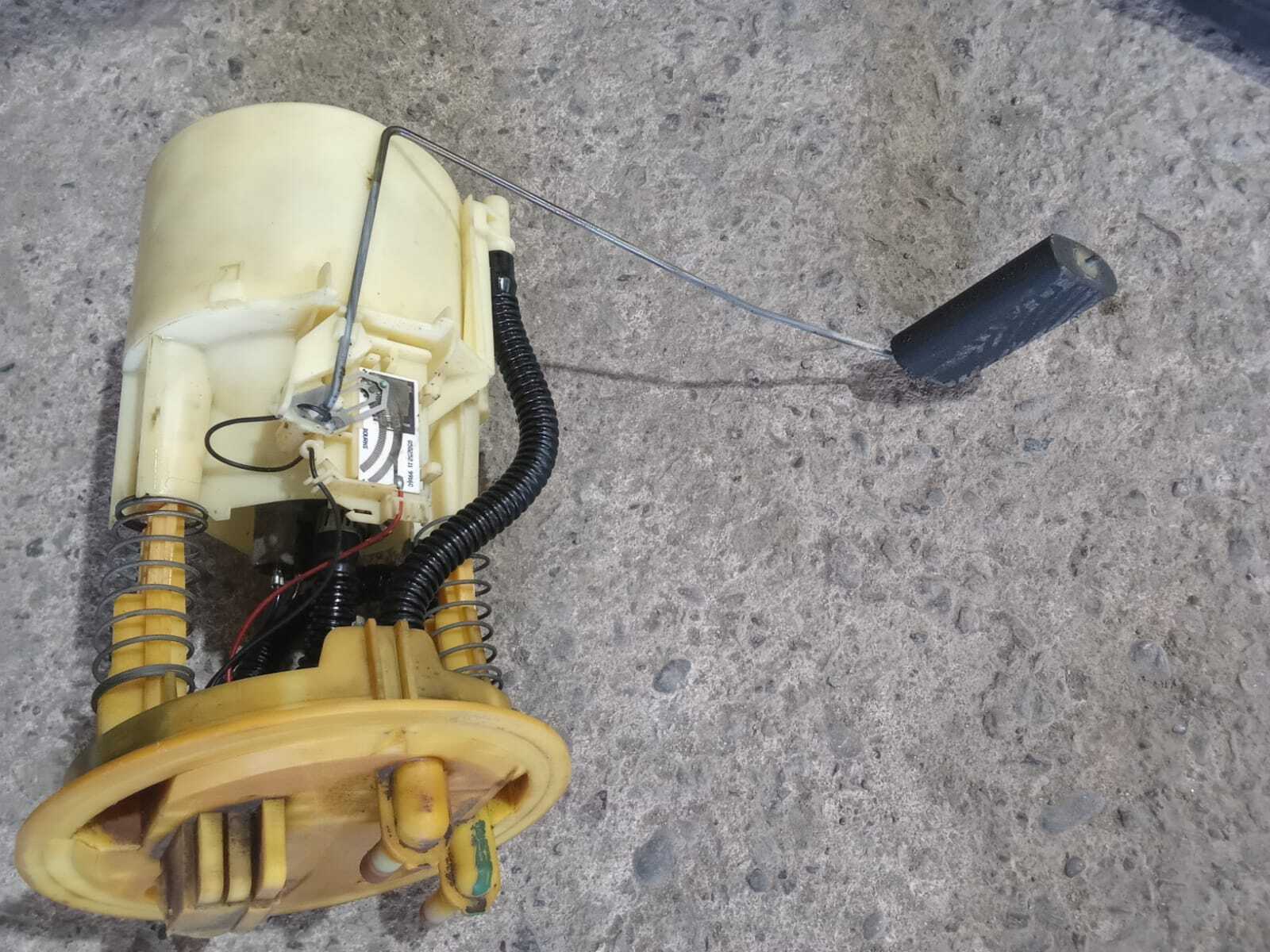 BOMBA COMBUSTIBLE ESTANQUE Renault Megane 2000