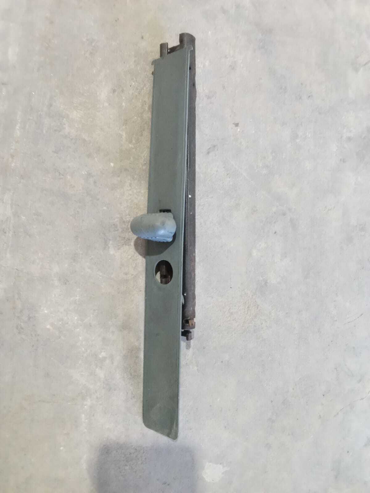 ENCAJE CINTURON DE SEGURIDAD Renault Megane 2000