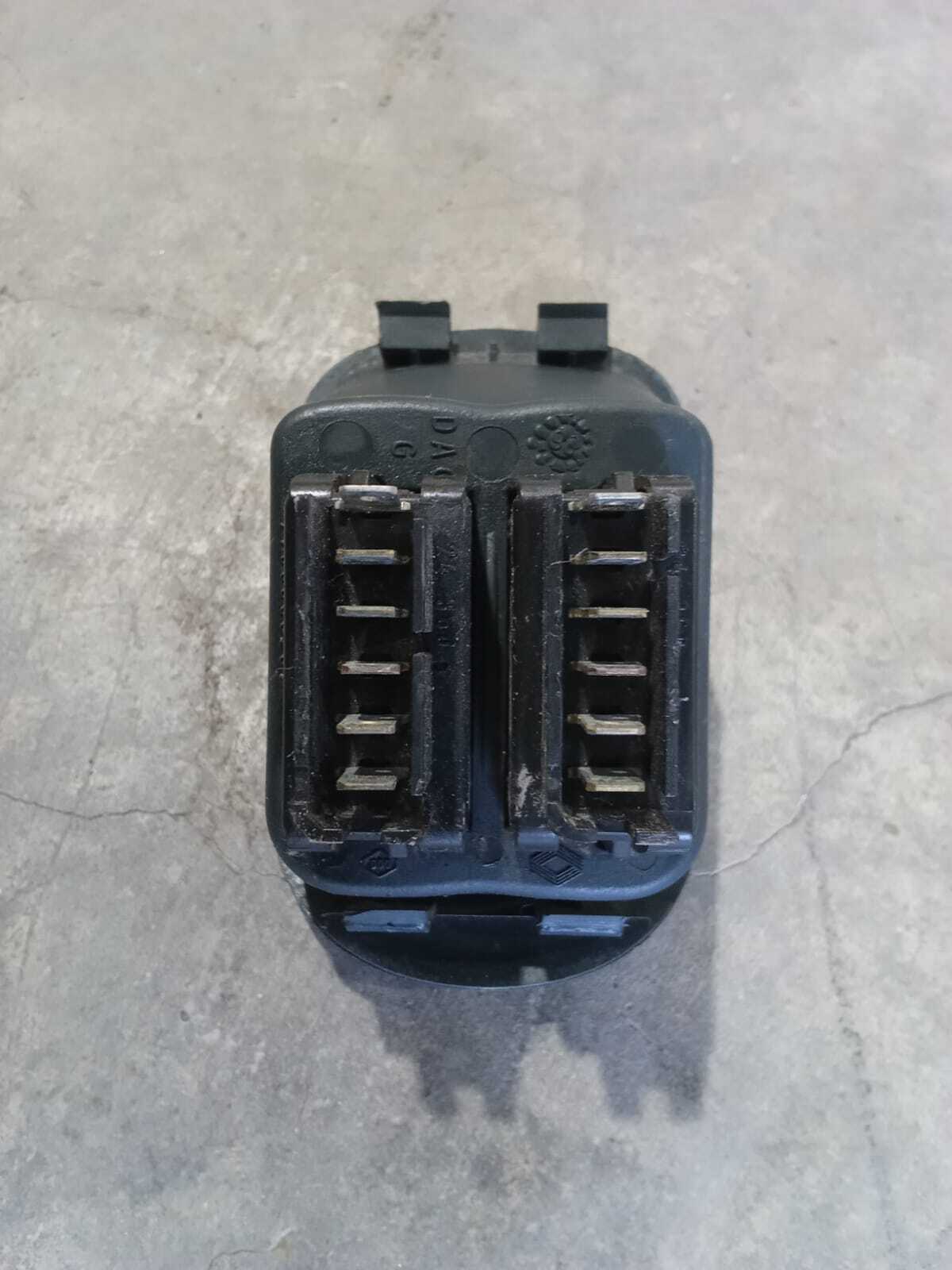 MANDO ALZAVIDRIOS Renault Megane 2000
