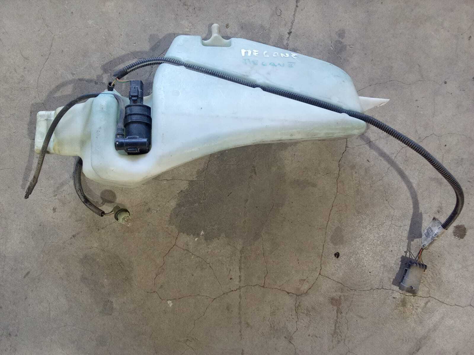 DEPOSITO AGUA LIMPIA PARABRISAS Renault Megane 2000