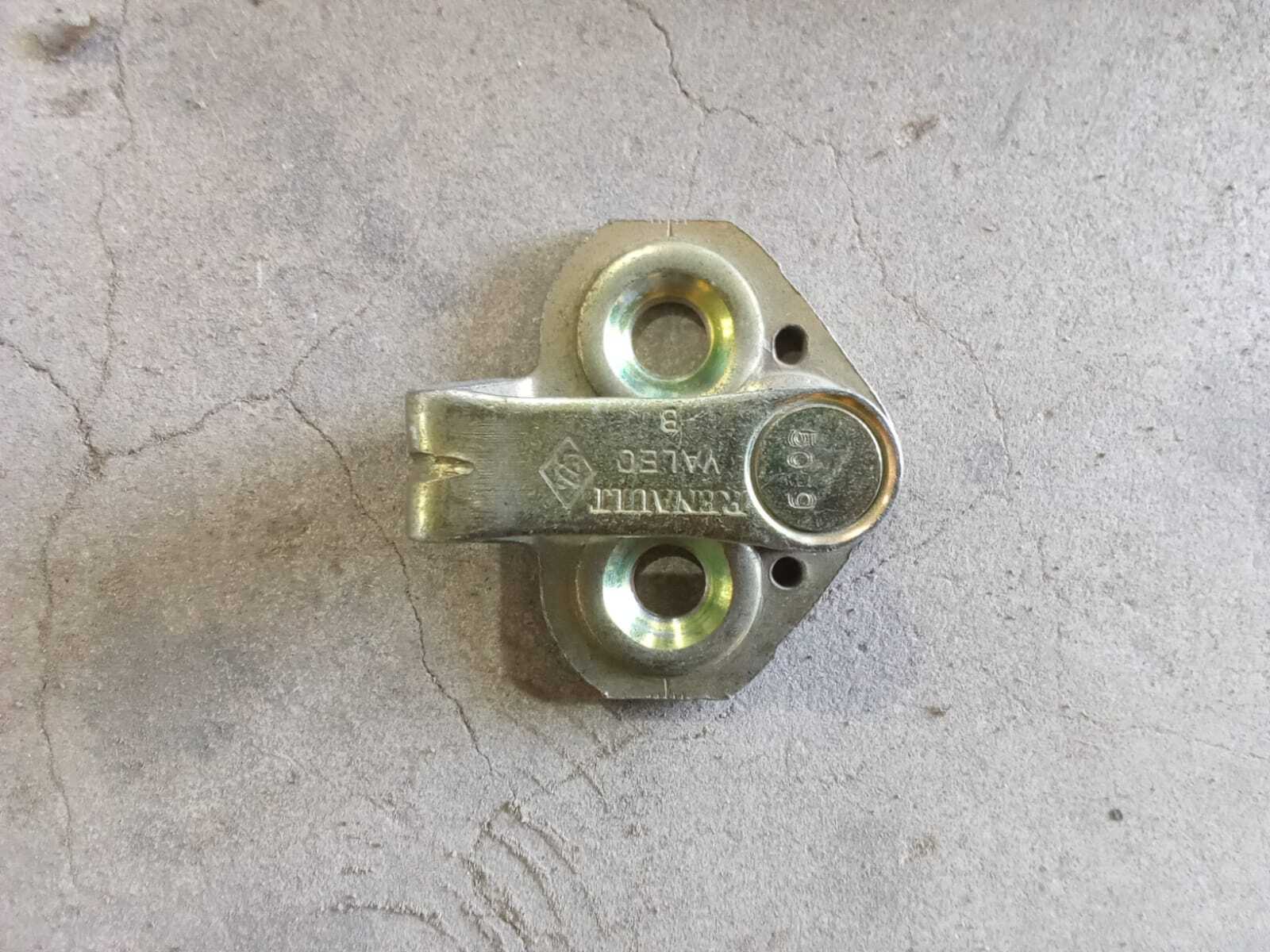 TRINQUETES PUERTA Renault Megane 2000