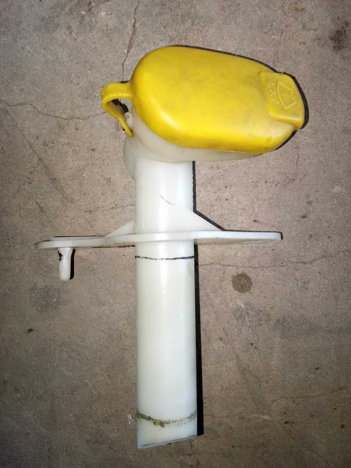 DUCTO DEPOSITO LIMPIA PARABRISAS Renault Megane 2000