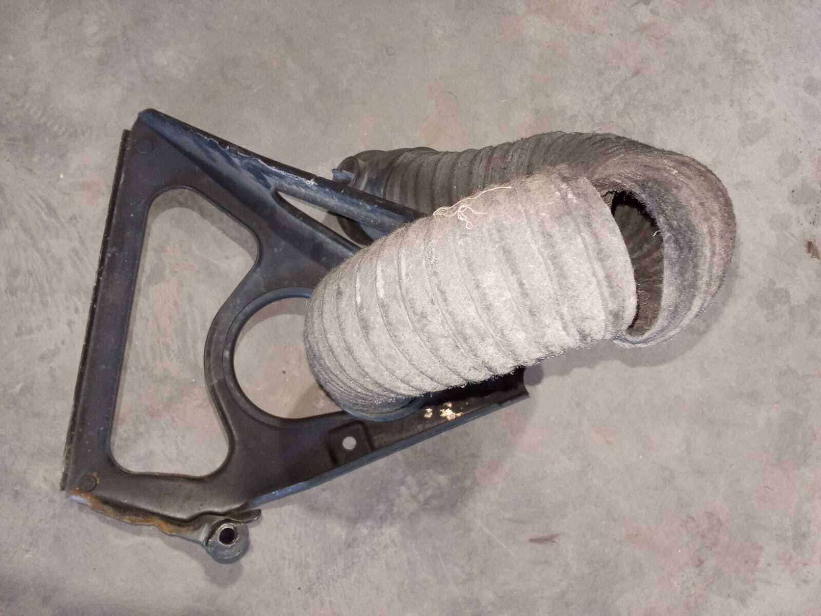 SOPORTE DUCTO TOMA DE AIRE Renault Megane 2000