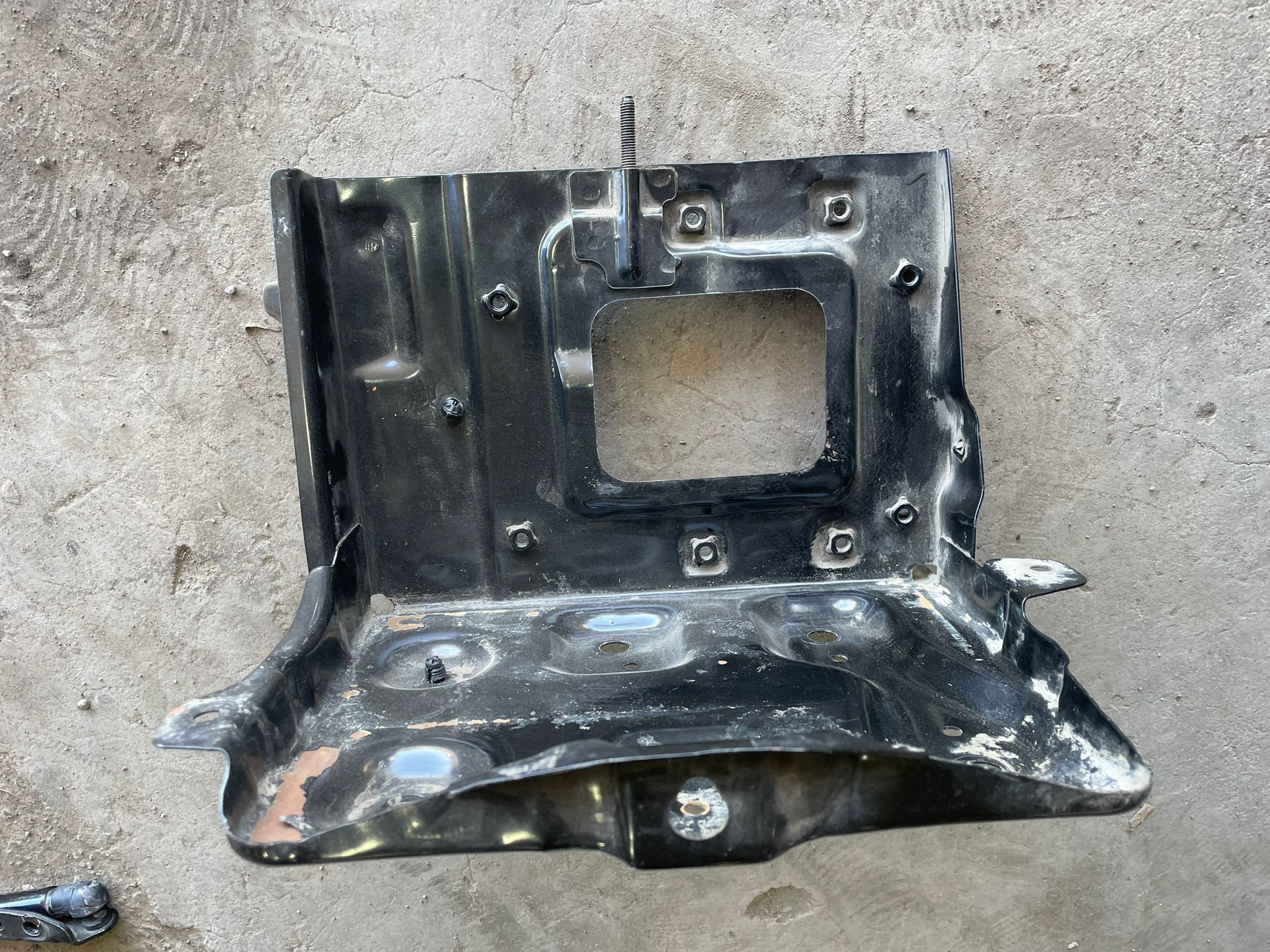 BASE BATERIA Chevrolet Captiva 2021