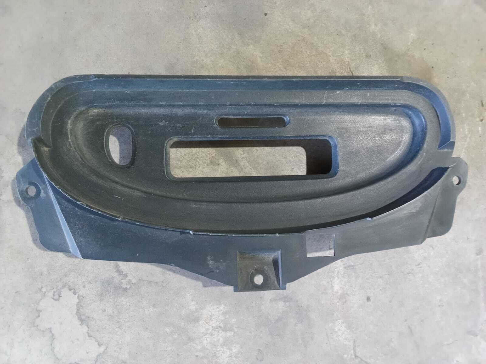 BISEL RELOJ TABLERO Renault Megane 2000