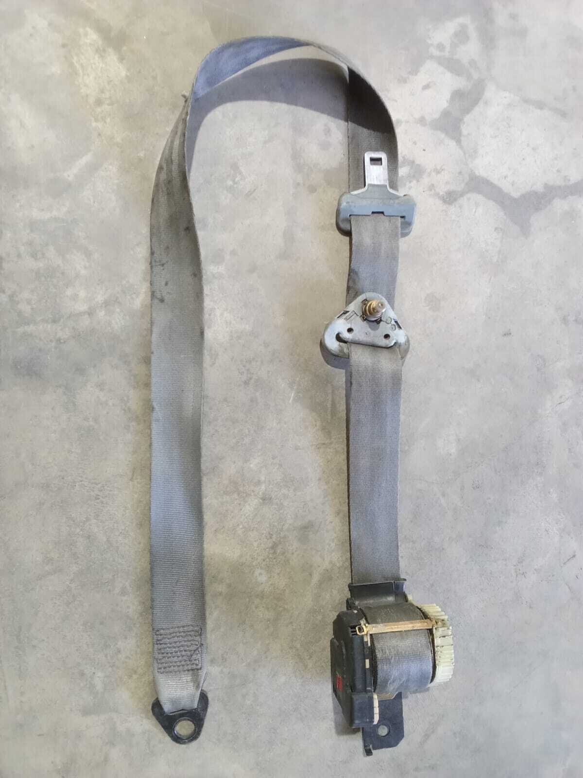 CINTURON DE SEGURIDAD DELANTERO IZQUIERDO Renault Megane 2000