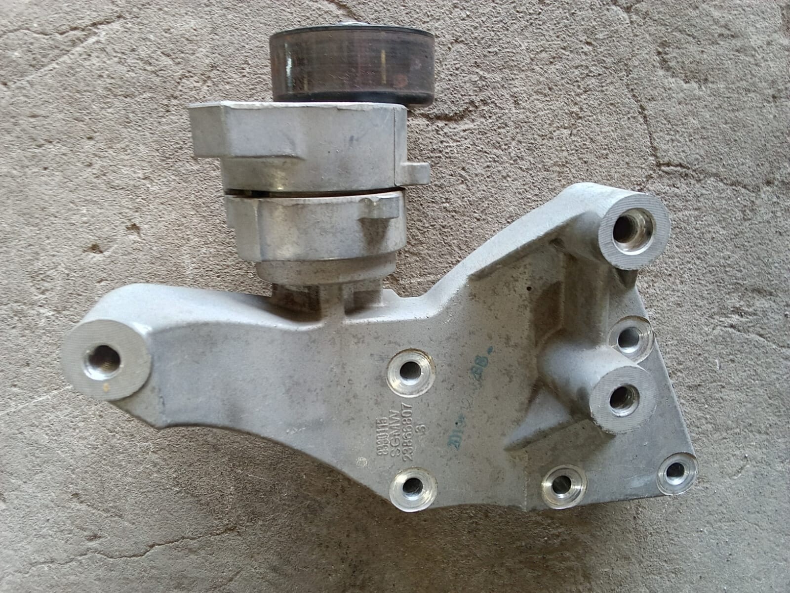 BASE CON TENSOR DE CORREA Chevrolet Captiva 2021