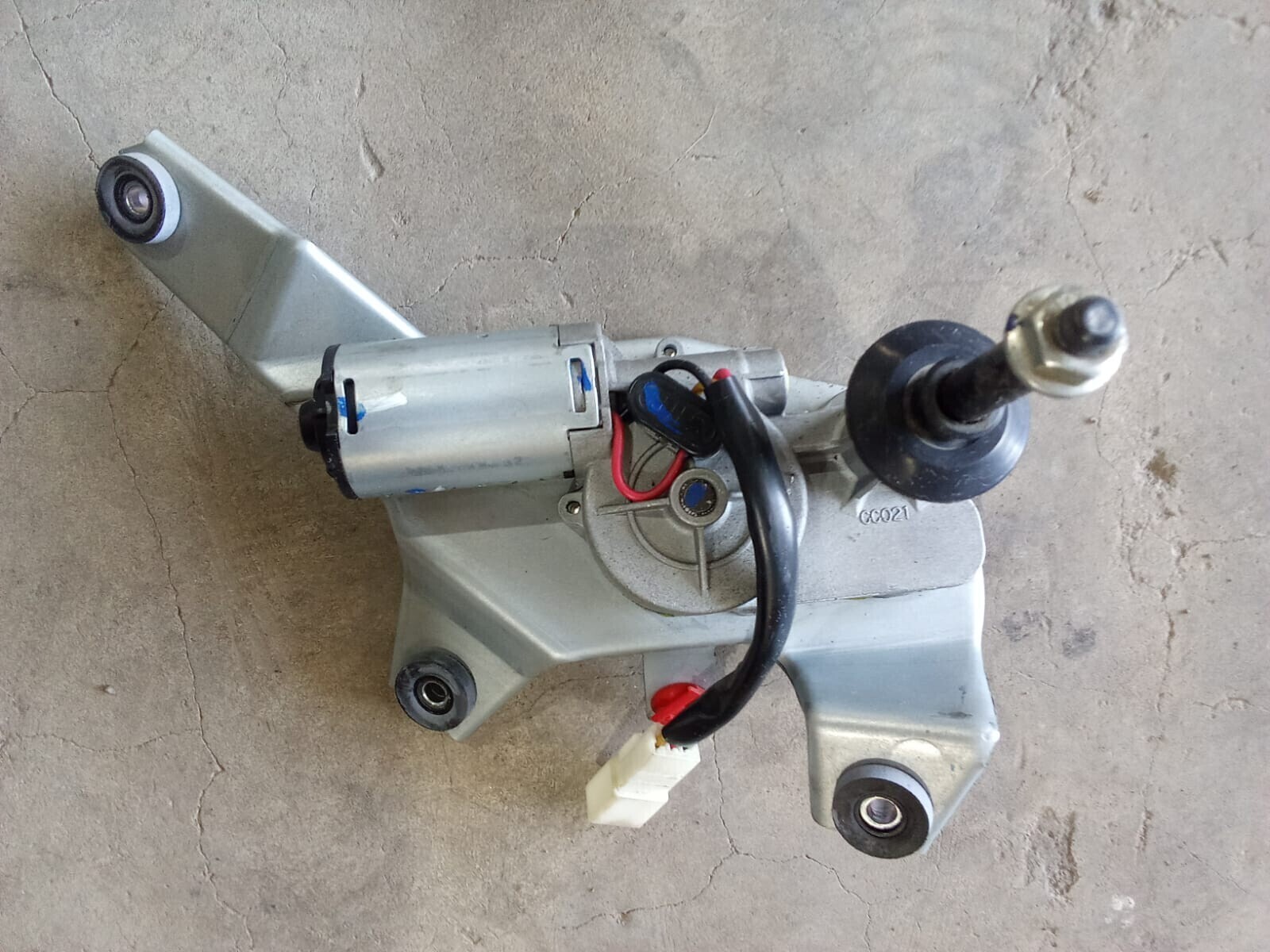 MOTOR LIMPIA PARABRISAS PORTALON Chevrolet Captiva 2021