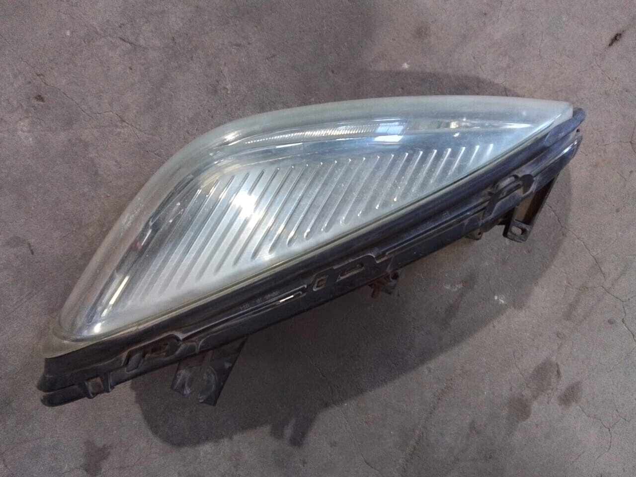 FOCO DELANTERO IZQUIERDO Chevrolet Uplander 2005