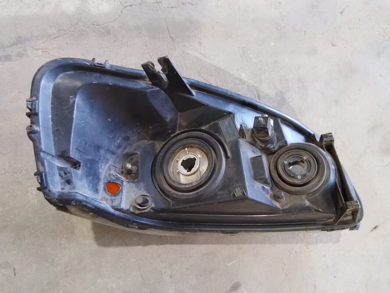 FOCO DELANTERO IZQUIERDO Chevrolet Uplander 2005