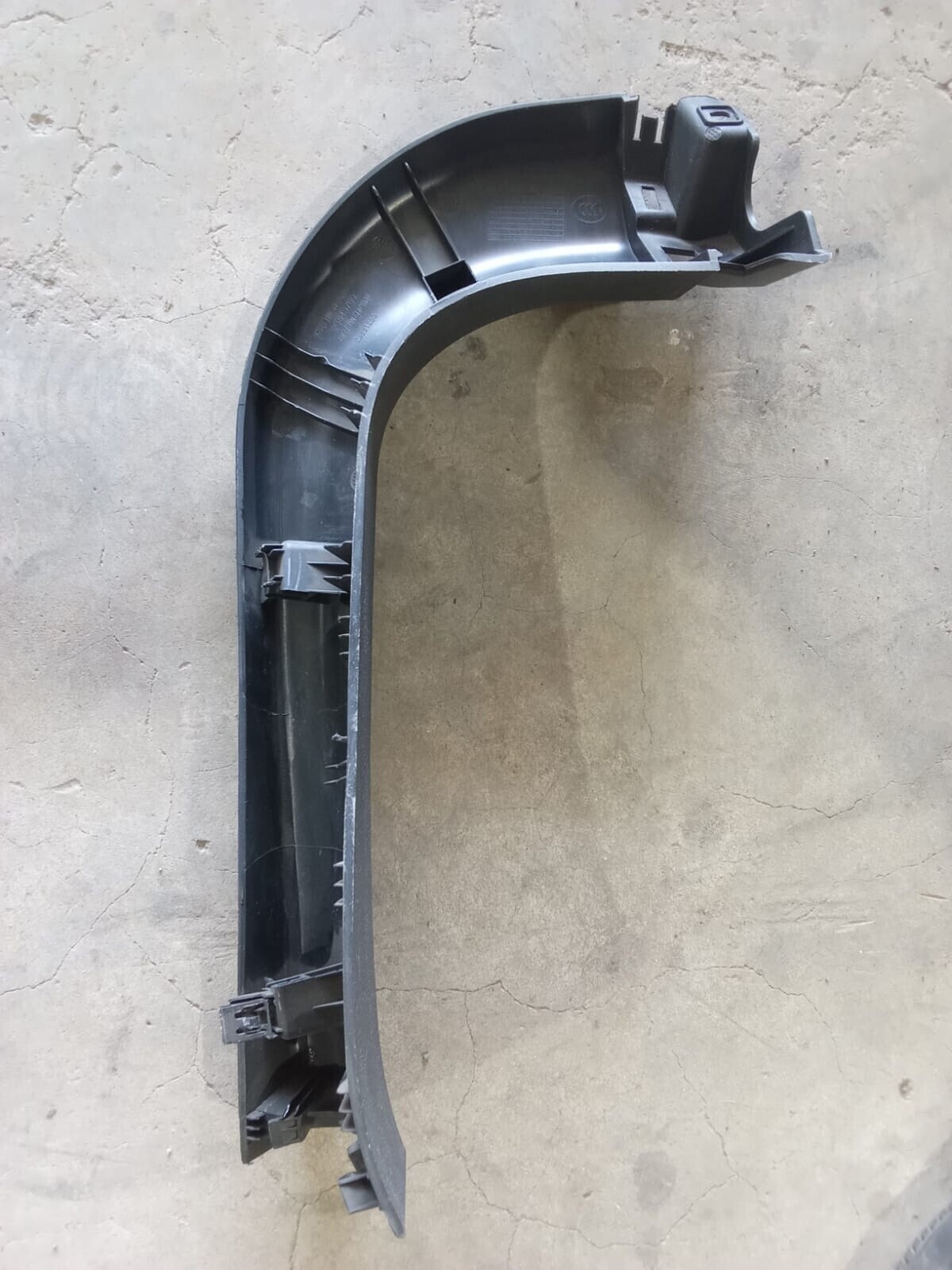 TAPIZ PORTALON SUPERIOR DERECHO Chevrolet Captiva 2021