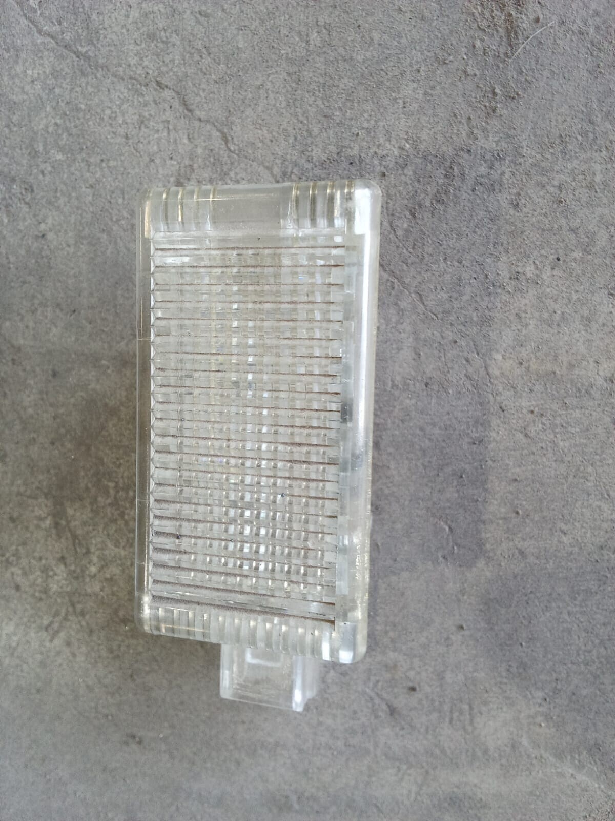 LUZ LATERAL MALETERO Chevrolet Captiva 2021