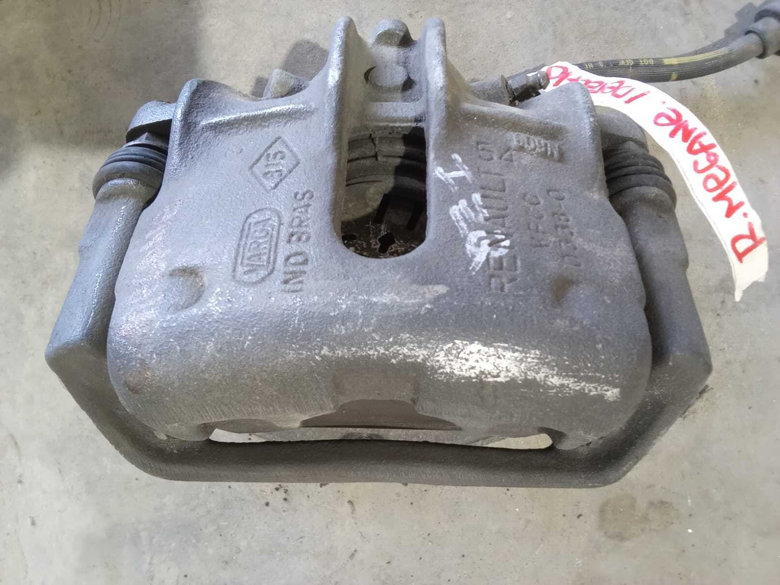 CALIPER DELANTERO DERECHO Renault Megane 2000