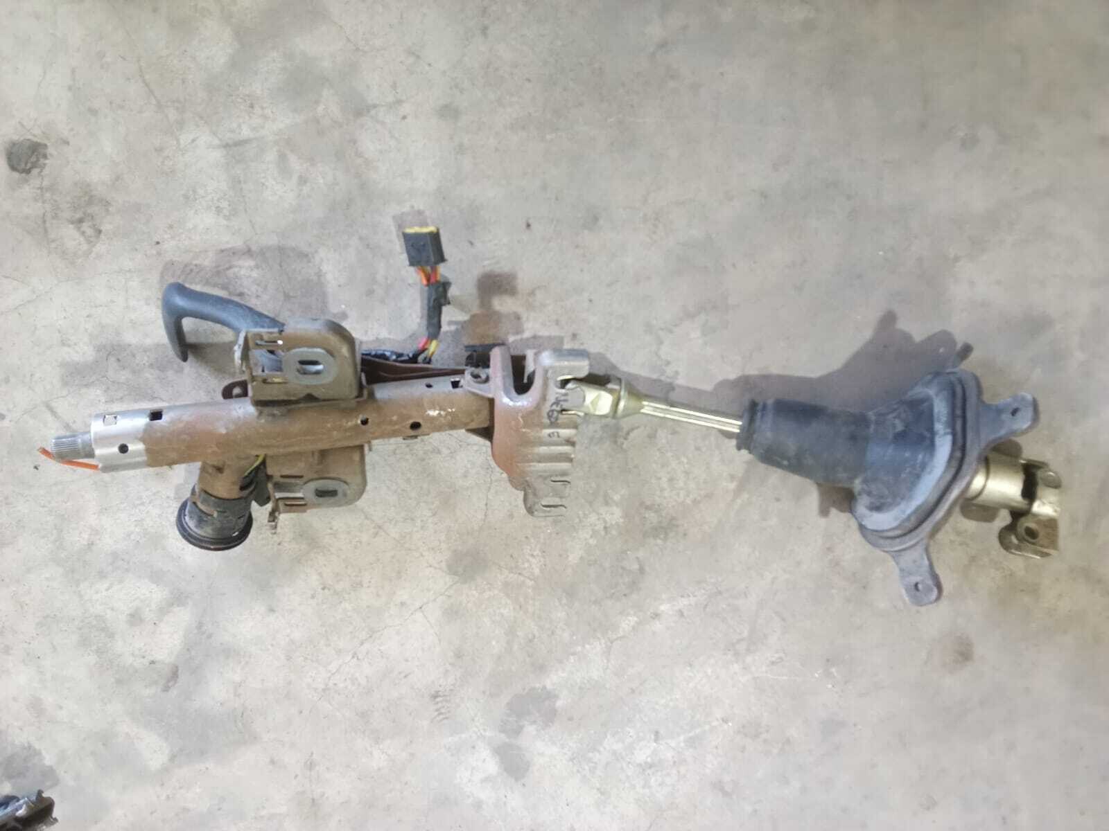 COLUMNA DE DIRECCION Renault Megane 2000