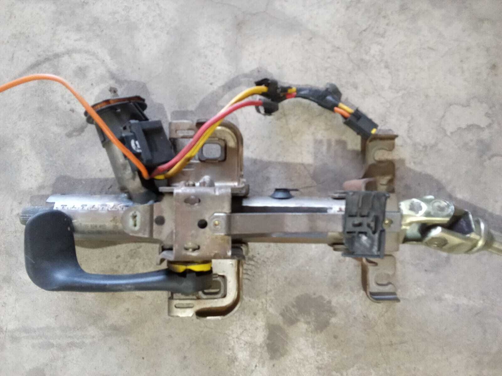 COLUMNA DE DIRECCION Renault Megane 2000