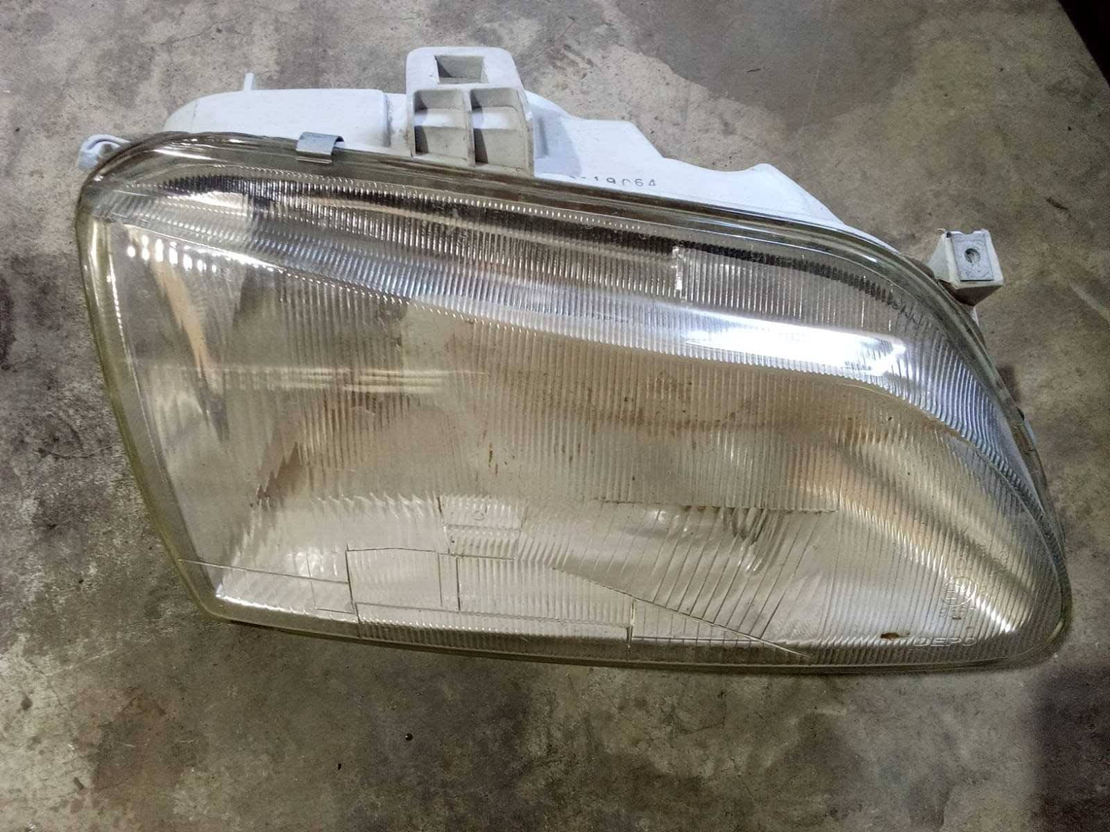 FOCO DELANTERO DERECHO Renault Megane 2000
