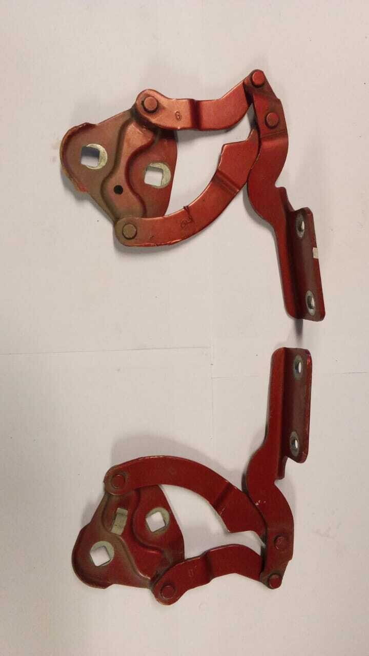 BISABRAS CAPOT Peugeot 106 2002