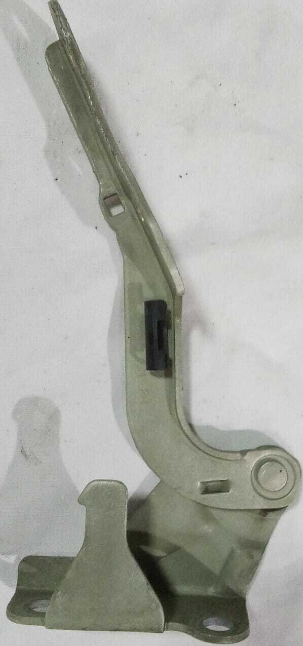 BISAGRA CAPOT DERECHO Hyundai Tucson 2007