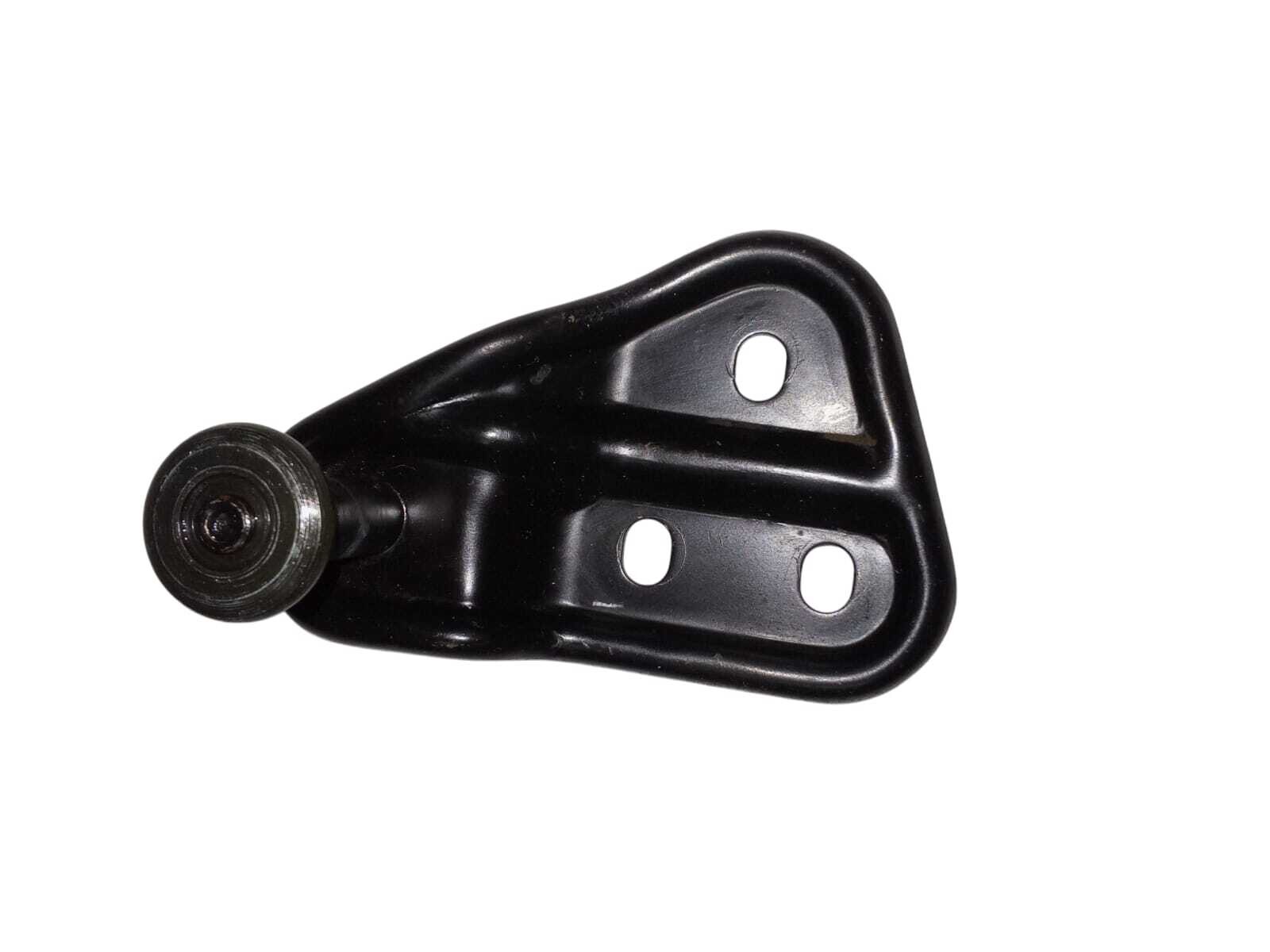 FIJACION ASIENTO TRASERO Fiat punto 75 1998