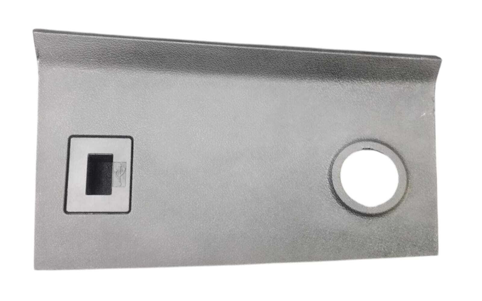 MOLDURA INTERIOR TRASERA CONSOLA CENTRAL CON USB Y ENCENDEDOR BRILLIANCE V3 15 2019
