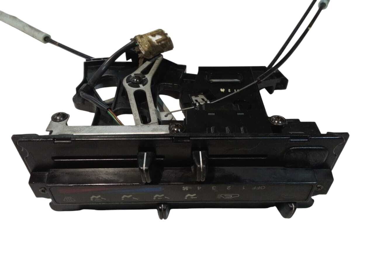 PANEL CONTROL AIRE Hyundai Accent 1997