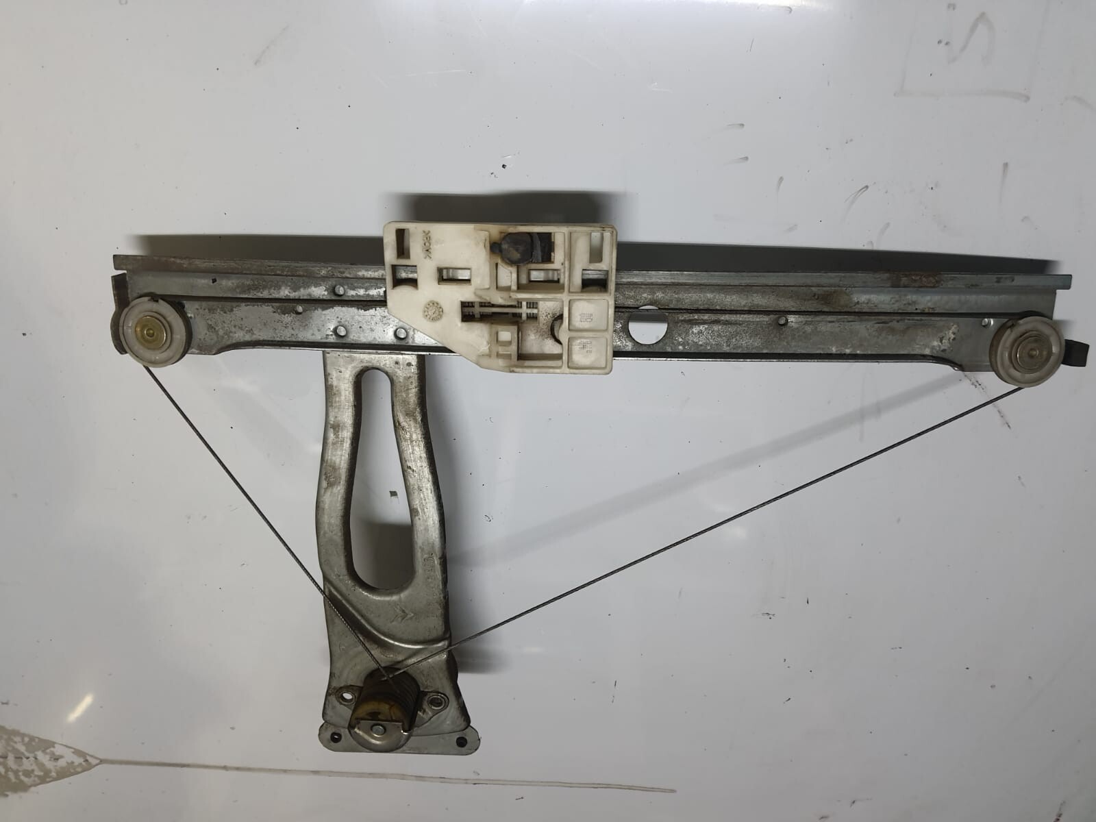 CREMALLERA ALZAVIDRIO TRASERA DERECHA Citroen C3 2004