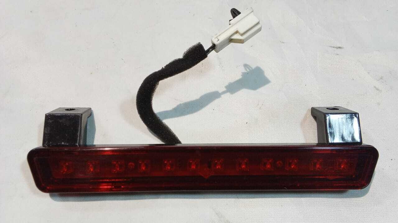 TERCERA LUZ FRENO DONGFENG S50 2019