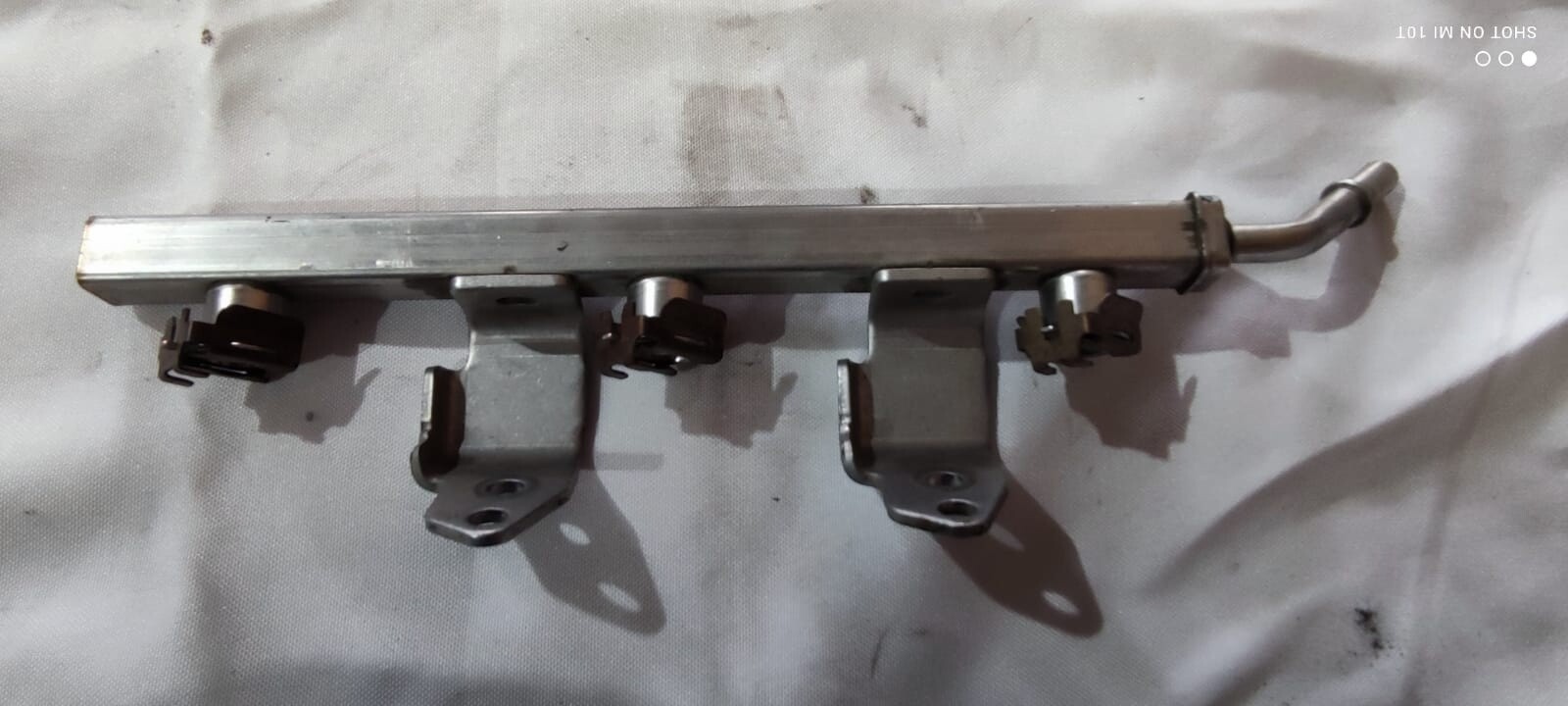 RIEL DE INYECCION Chevrolet onix turbo 2021