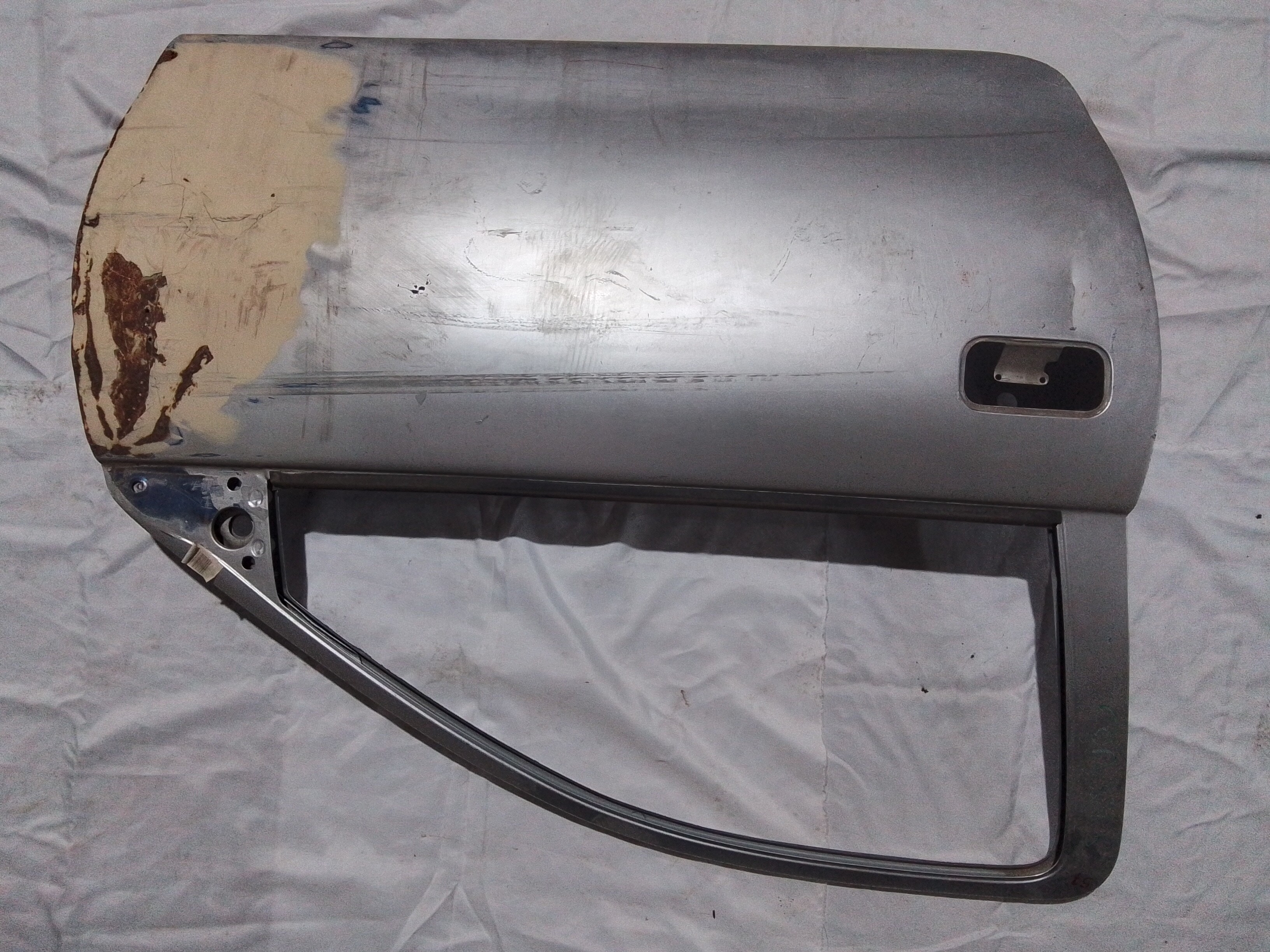 PUERTA DELANTERA DERECHA Chevrolet Corsa 2005