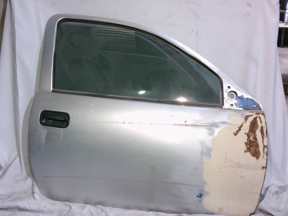 PUERTA DELANTERA DERECHA Chevrolet Corsa 2005