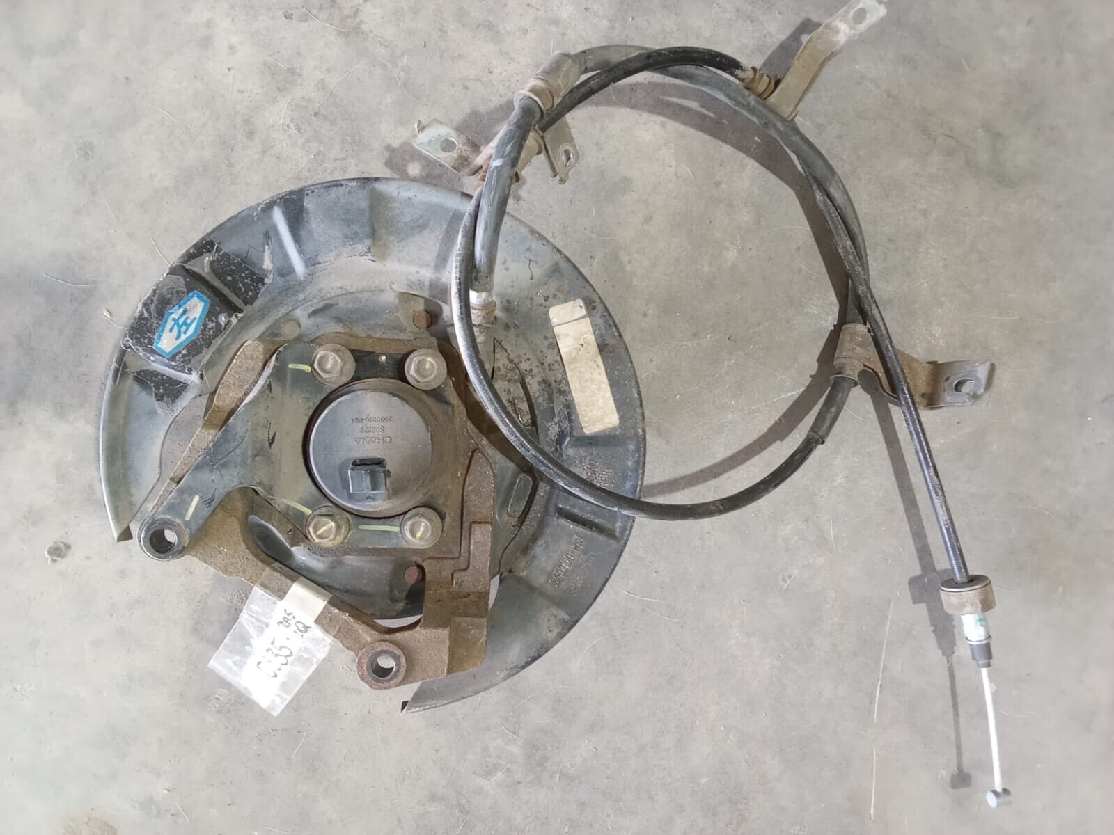 MAZA MUÑON TRASERO IZQUIERDO Changan CS35 2015