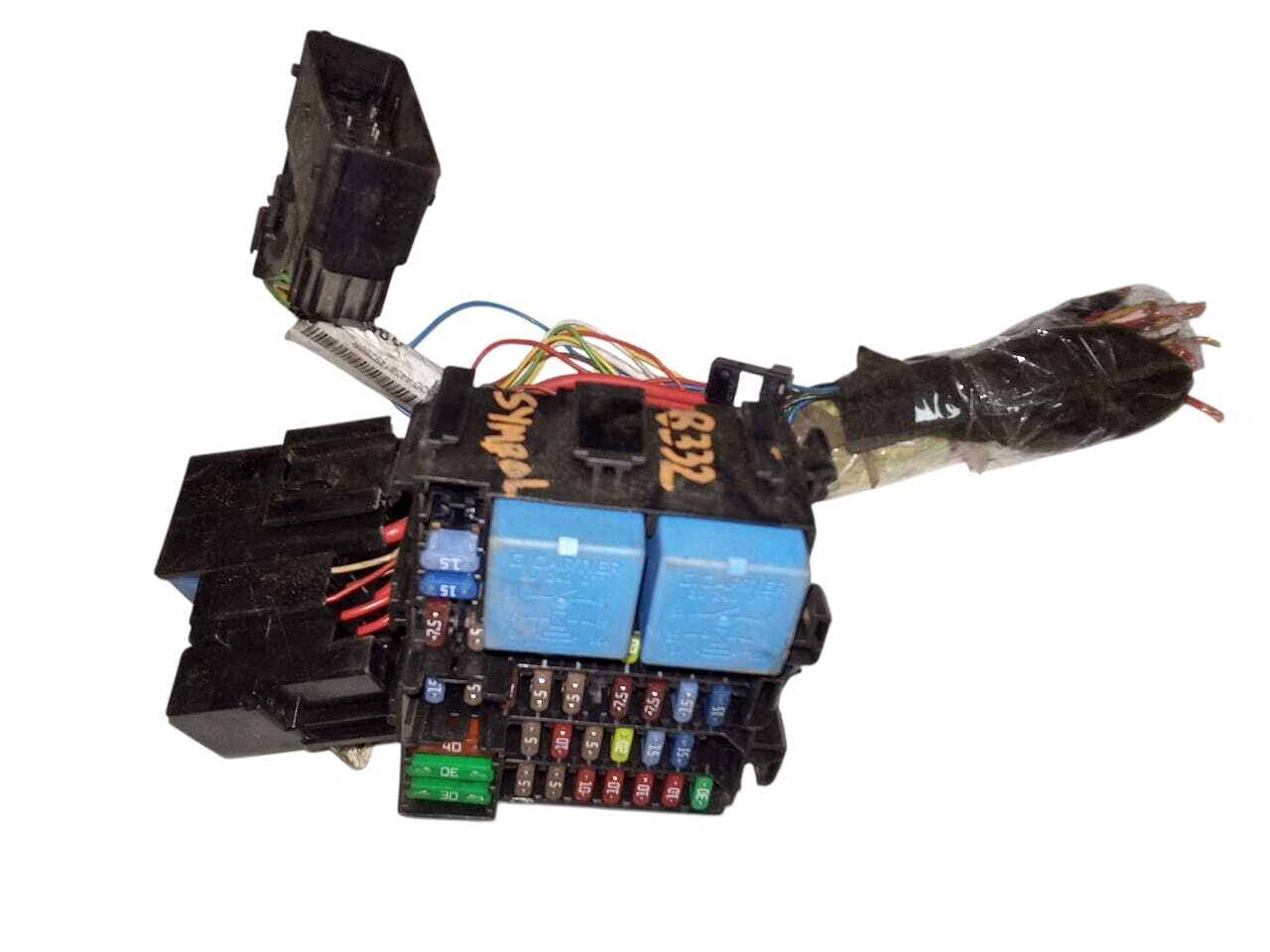 CAJA DE FUSIBLES INT Y MOTOR Renault SYMBOL 2016