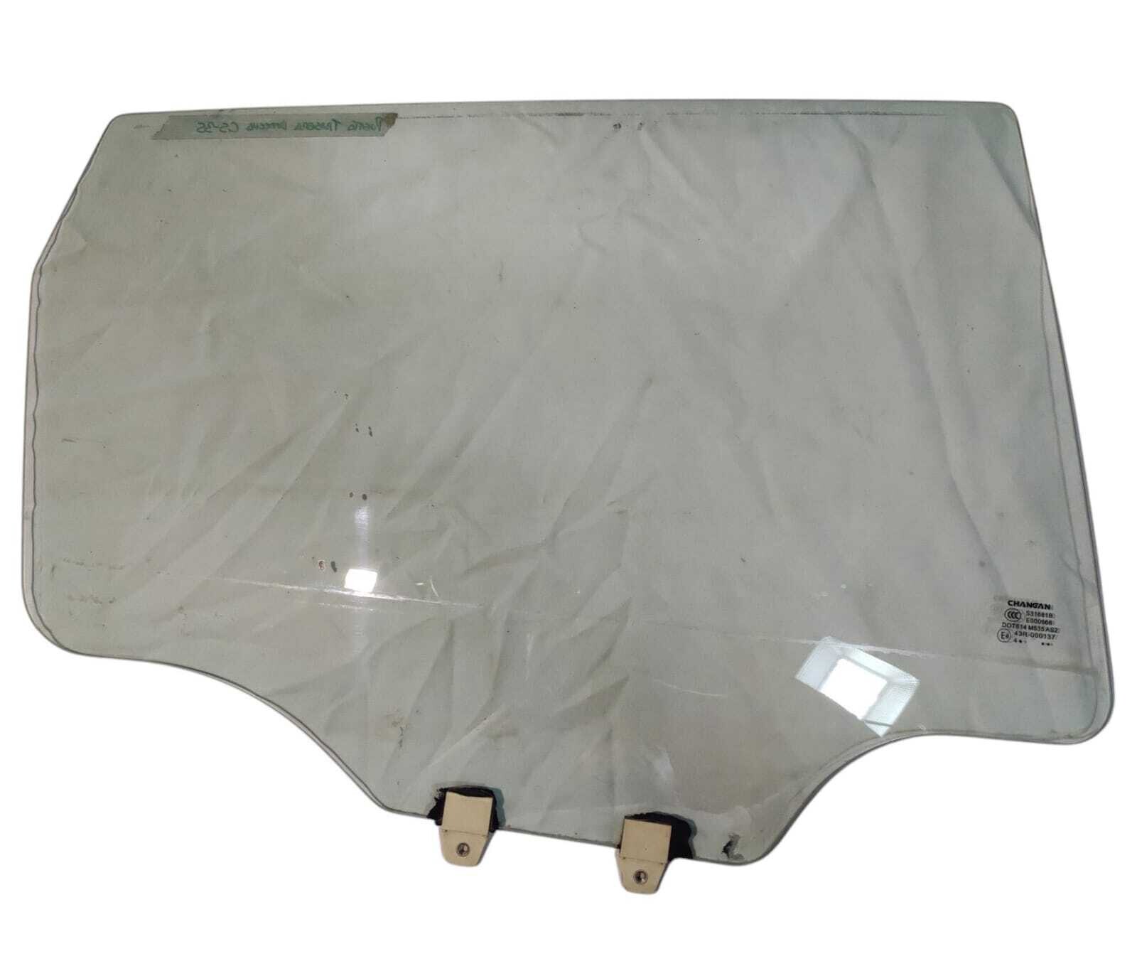 VIDRIO PUERTA TRASERA DERECHA Changan CS35 2015