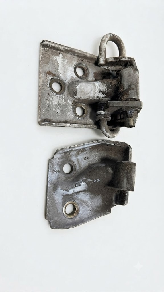 Bisagras de puerta delantera derecha Fiat punto 75 1998