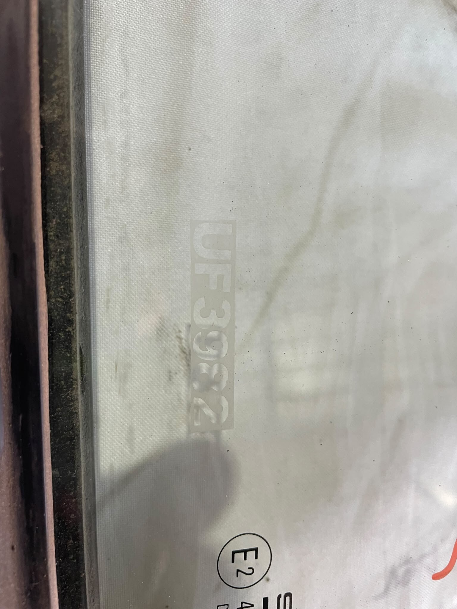 VIDRIO ALETA TRASERO DERECHO Peugeot 406 2001