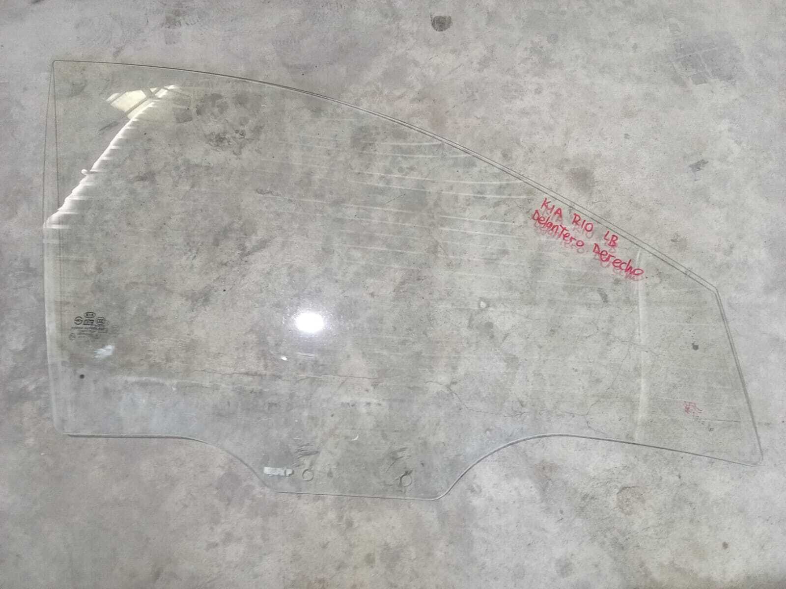 VIDRIO PUERTA DELANTERA DERECHA Kia RIO JB 2007